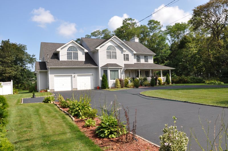 Asphalt Driveway Resurfacing in Miami Dade County, FL