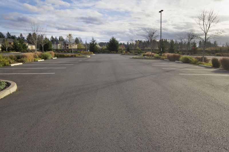 Asphalt Parking Lot Sealing in Miami Dade County, FL