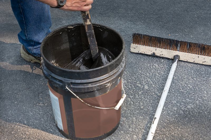 Driveway Sealcoating in Tampa, FL