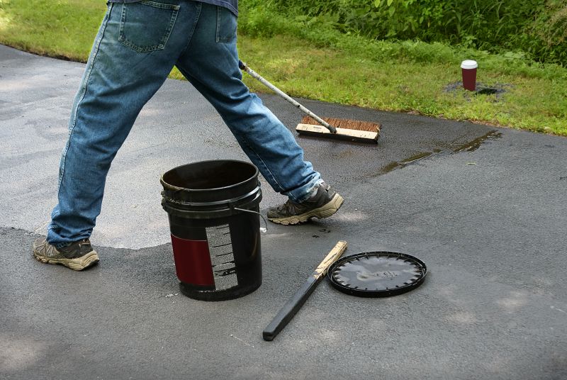 Driveway Sealcoating in Miami Dade County, FL